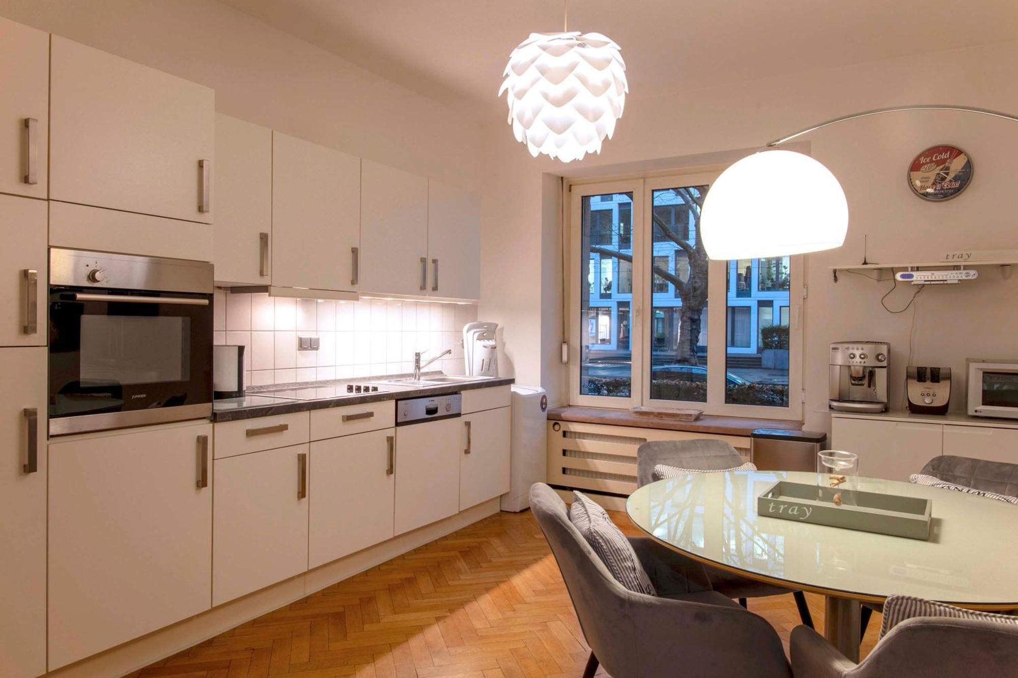 Top-designerwohnung In Messenaehe Appartement Düsseldorf